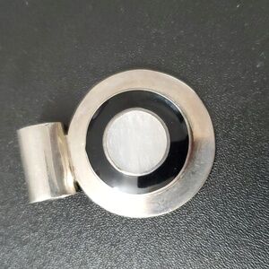 Sterling Silver 925 MOP Onyx Circle Pendant